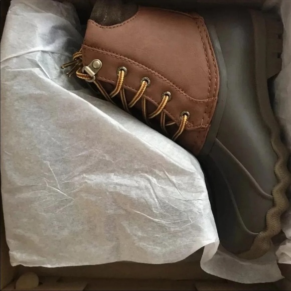 (NWT) SPERRY Top-Sider Big Kid's Avenue Duck Boot In Tan / Brown - Picture 5 of 11